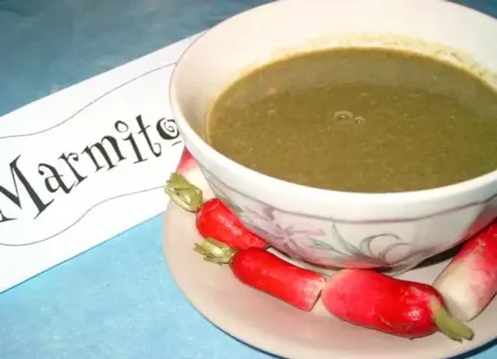 Velouté aux fanes de radis