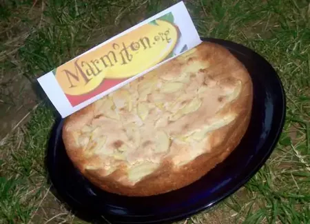 Gâteau aux pommes sans beurre à la crème
