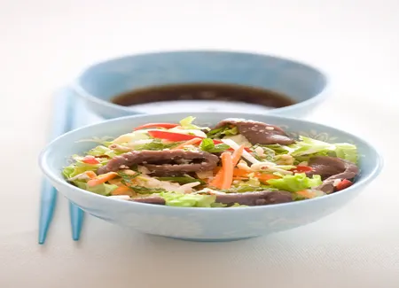 Salade de boeuf à la citronnelle
