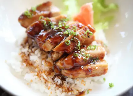 Poulet mariné à la sauce soja
