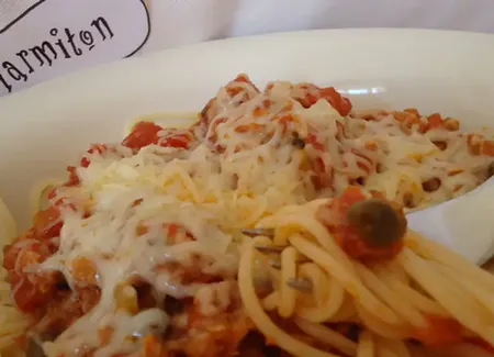 Spaghettis à la sauce au thon