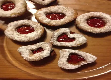Bredele fourrés à la confiture