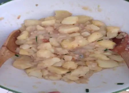 Salade allemande aux pommes de terre