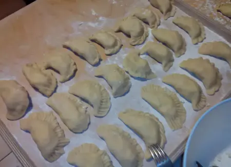 Pierogi ruskie (au fromage)
