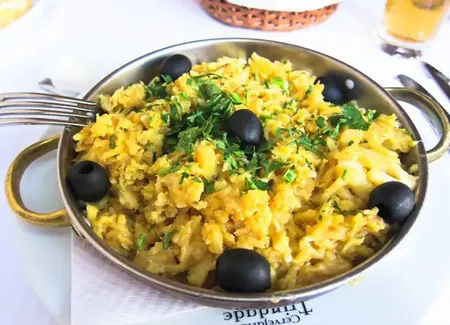 Bacalhau à brás (recette portugaise)