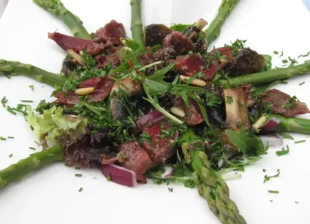 Salade de gésiers de canard et de volaille