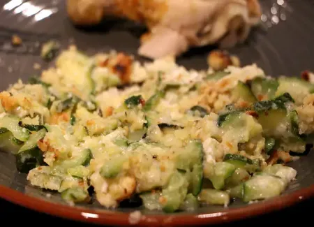 Crumble de courgettes au chèvre