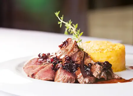 Magrets de canard aux coings