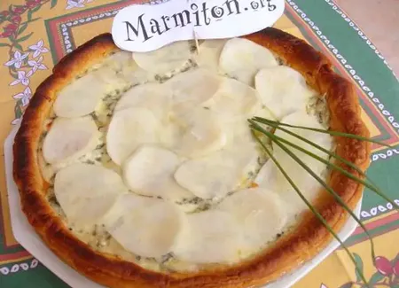 Tarte fine aux poires et à la fourme d'ambert