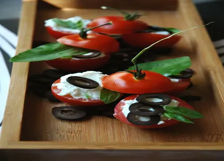 Tomates cocktail farcies