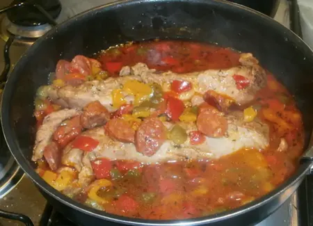 Filet mignon de porc au chorizo et poivrons
