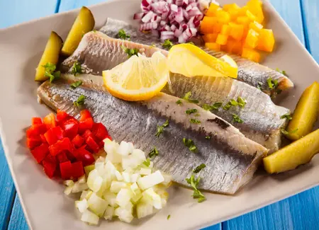 Harengs marinés