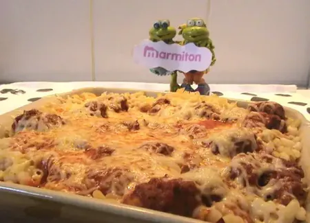 Gratin de pâtes à la chair à saucisses