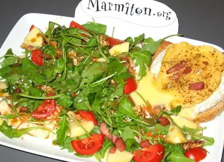 Salade au camembert