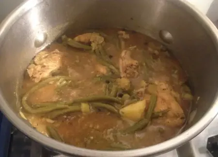 Colombo de porc à la guyanaise