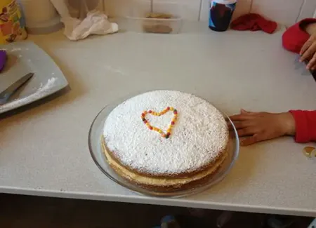 Gâteau moelleux à la noix de coco (sans beurre et sans gluten)