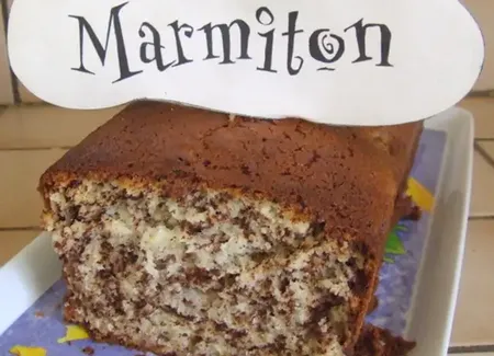 Gâteau au yaourt, bananes et chocolat