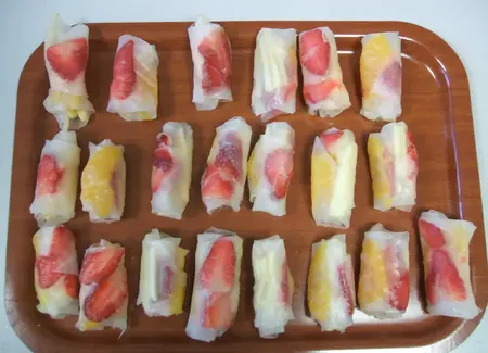 Rouleaux de printemps fruités