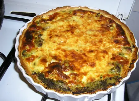 Quiche brocolis/ poulet/ curry