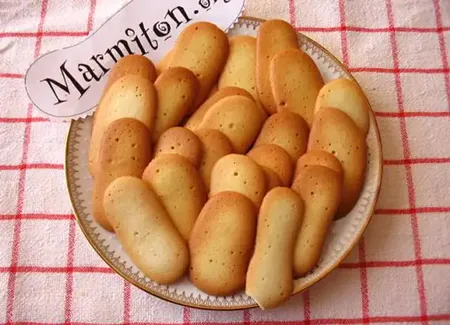 Langues de chat croustillantes