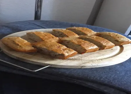 Financiers salés au jambon et cornichons
