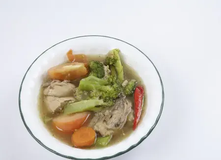 Poule au blanc façon pépére