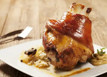 Jarret de porc braisé au cidre