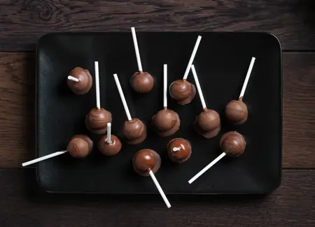 Sucettes au chocolat