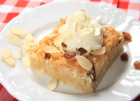 Gratin de pommes aux amandes