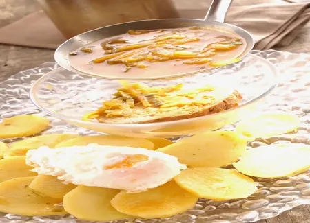 Bouillabaisse de pommes de terre aux oeufs