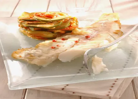 Filets de cabillaud marinés à l'huile d'olive et ses légumes