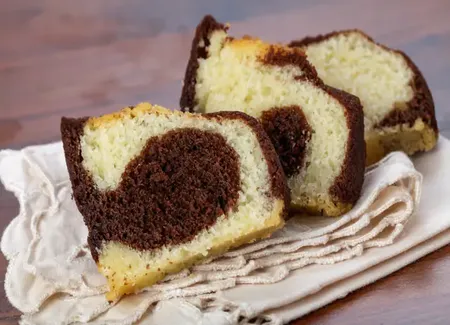 Cake marbré au chocolat noir (sans beurre)