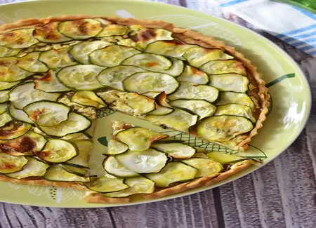 Tarte fine facile aux courgettes et feta