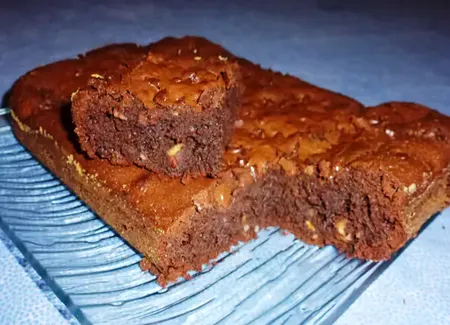Brownie aux noisettes entières (rapide)