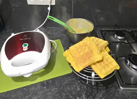 Gaufres au potiron, curry et lait de coco