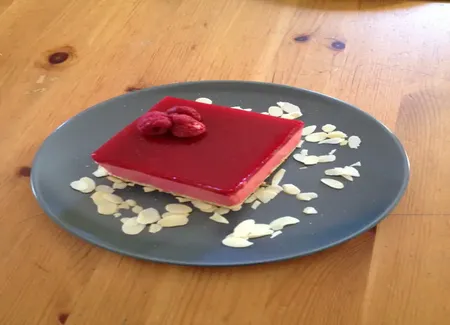 Bavarois aux framboises & biscuit au citron