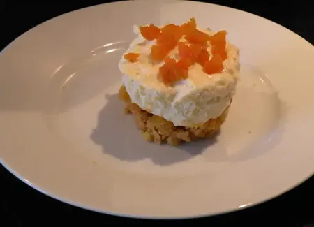 Gâteau au chocolat blanc et aux abricots secs