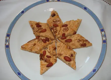 Broyé du poitou aux noix et noisettes