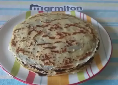 Gâteau de crêpes au chocolat simple