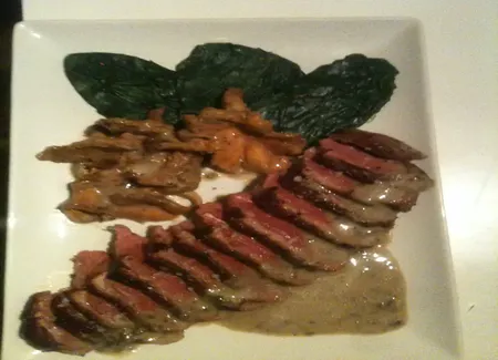 Magret de canard forestier aux épinards