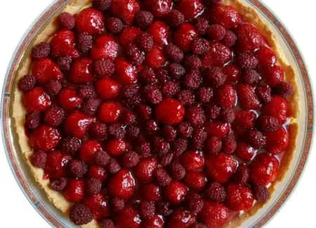 Tarte moelleuse aux fruits rouges