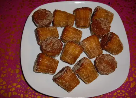 Cannelés à la cannelle et au miel