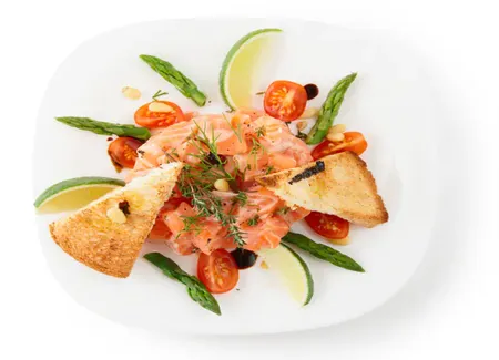 Tartare de saumon aux asperges