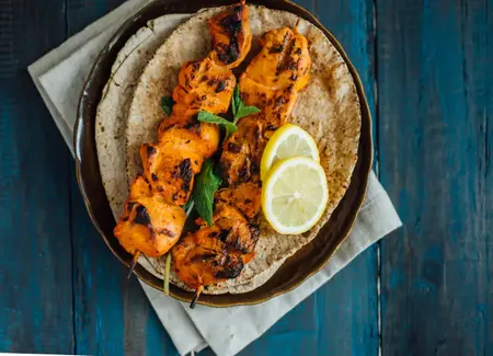 Brochettes de poulet miel citron curry