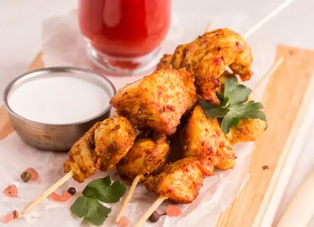 Brochettes de poulet curry coco
