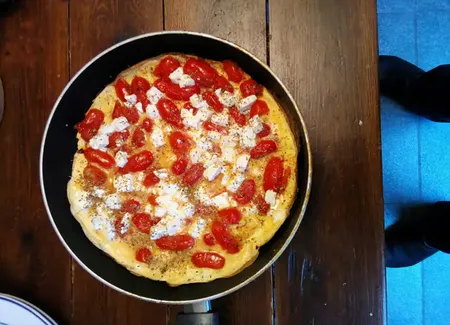 Omelette aux tomates et feta
