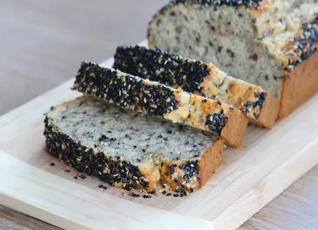 Gâteau bananes et graines de sésame