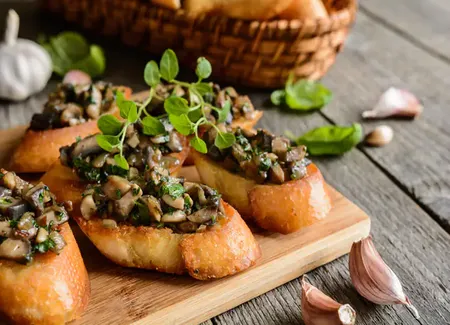 Croutes aux champignons