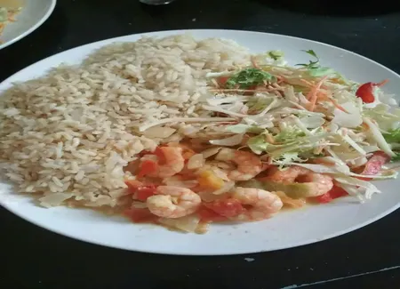 Encocado de crevettes (équateur)