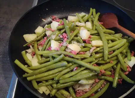 Poêlée campagnarde aux haricots